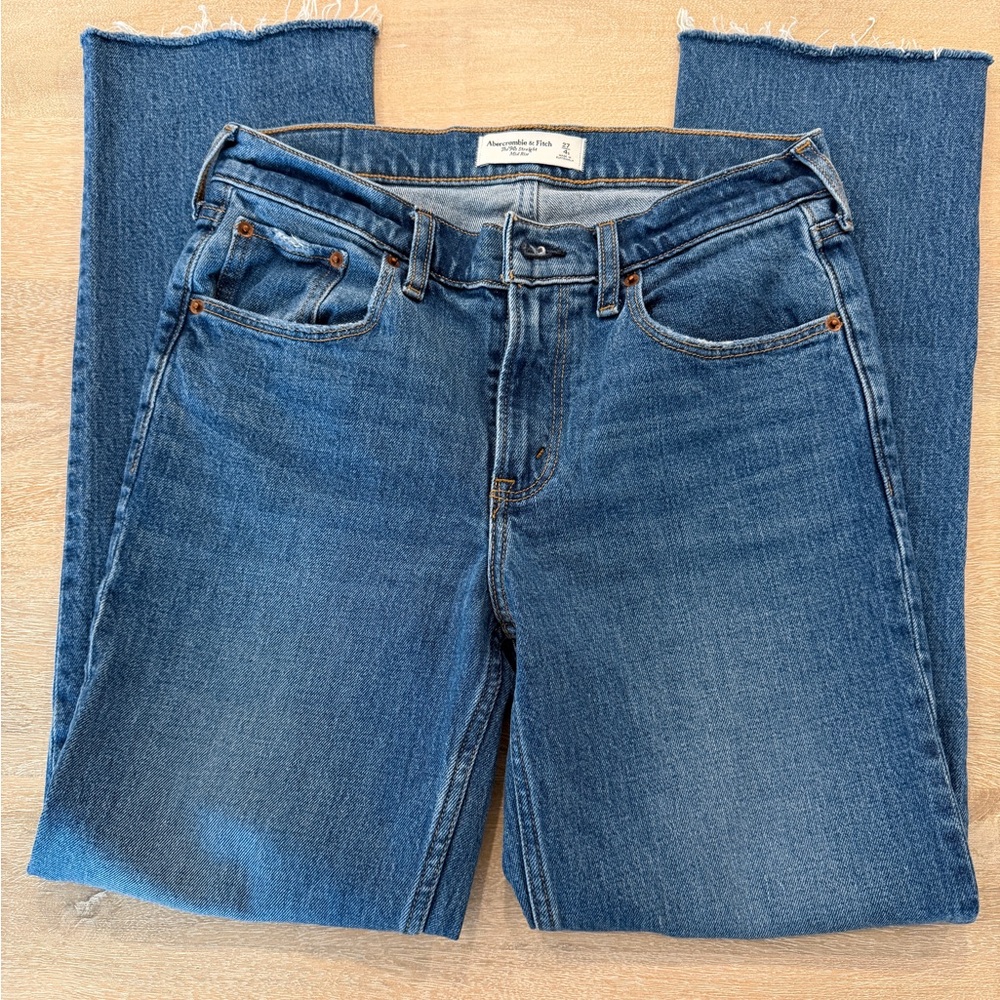 Abercrombie 90s Straight Mid Rise